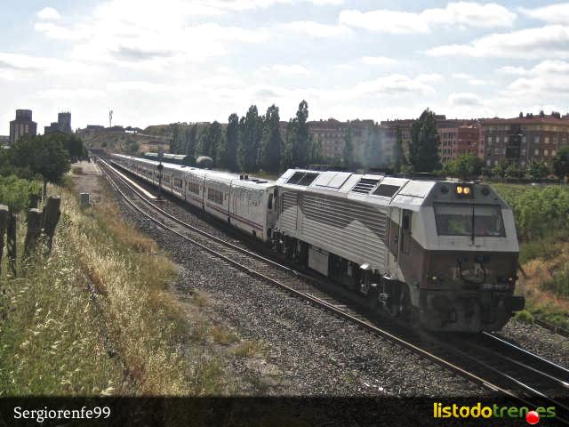 333.407 con un talgo