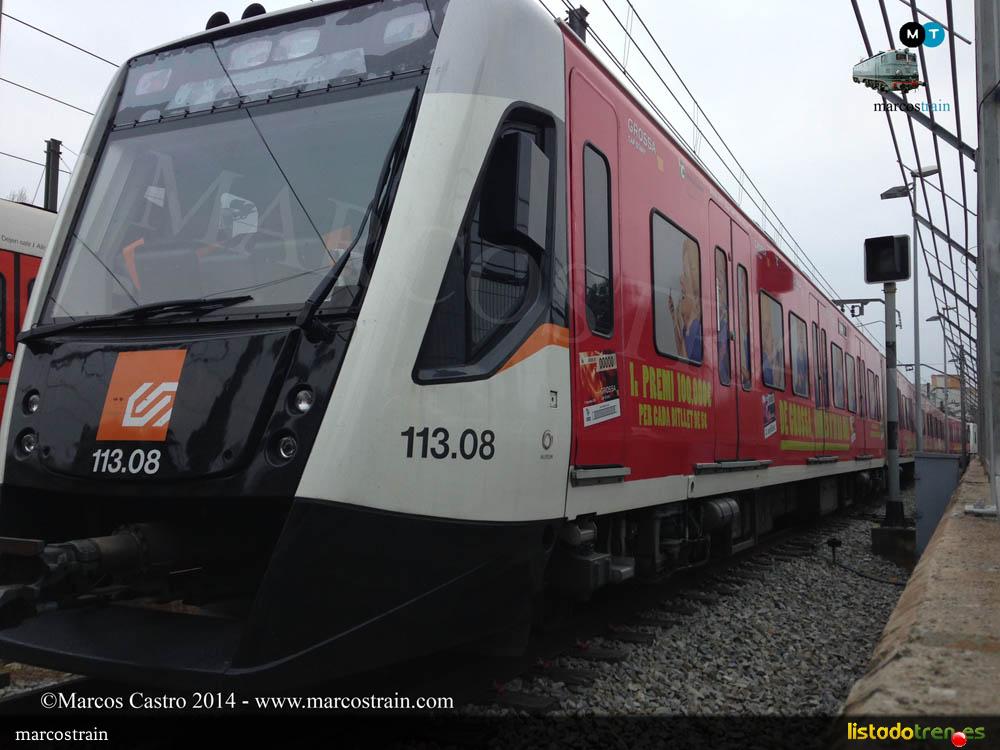 FGC 113.08 con publicidad