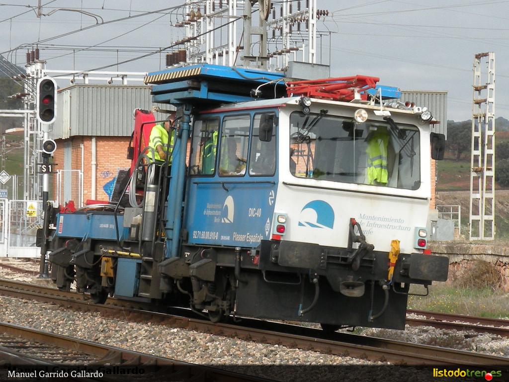 000-910-0 (Vadollano, 2016)