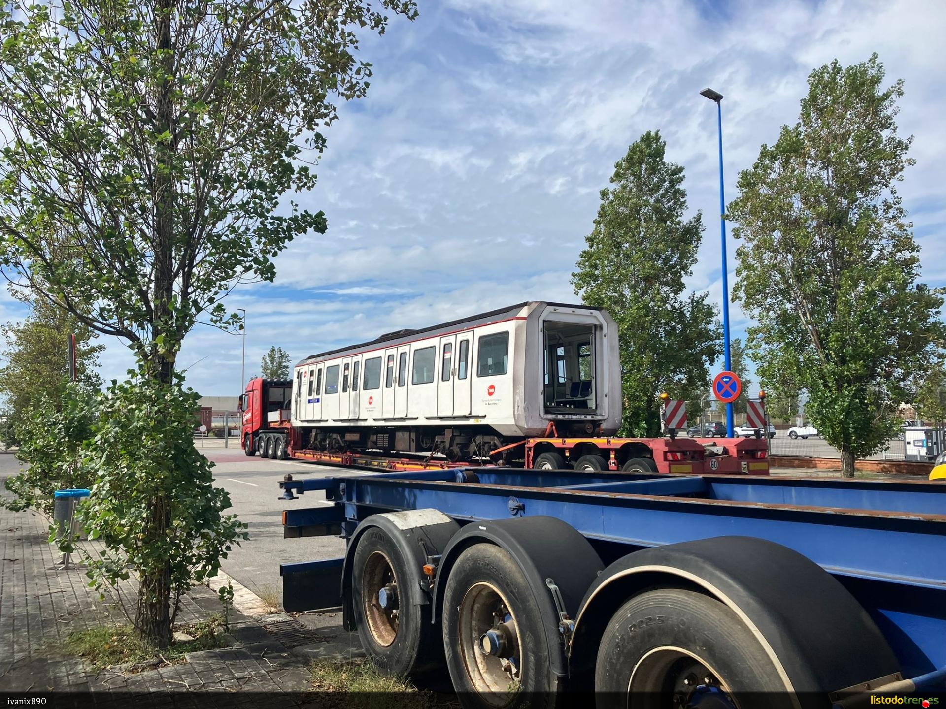 4040 siendo transportado al desguaze