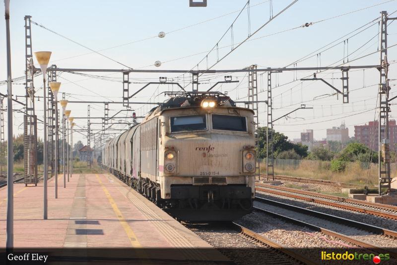 251-015 at Massalfassar