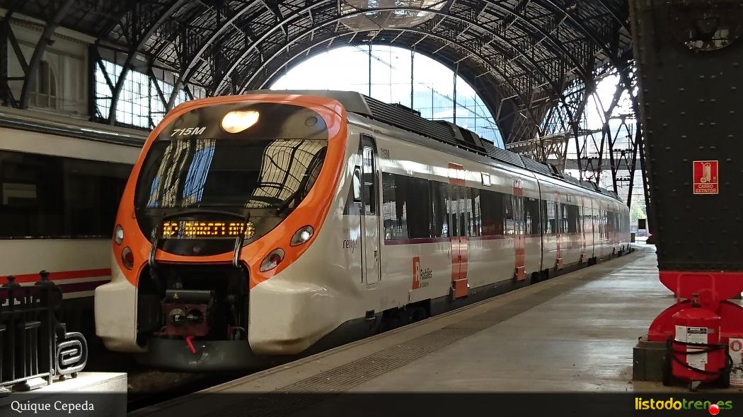 465-215 repintada a Rodalies de Catalunya