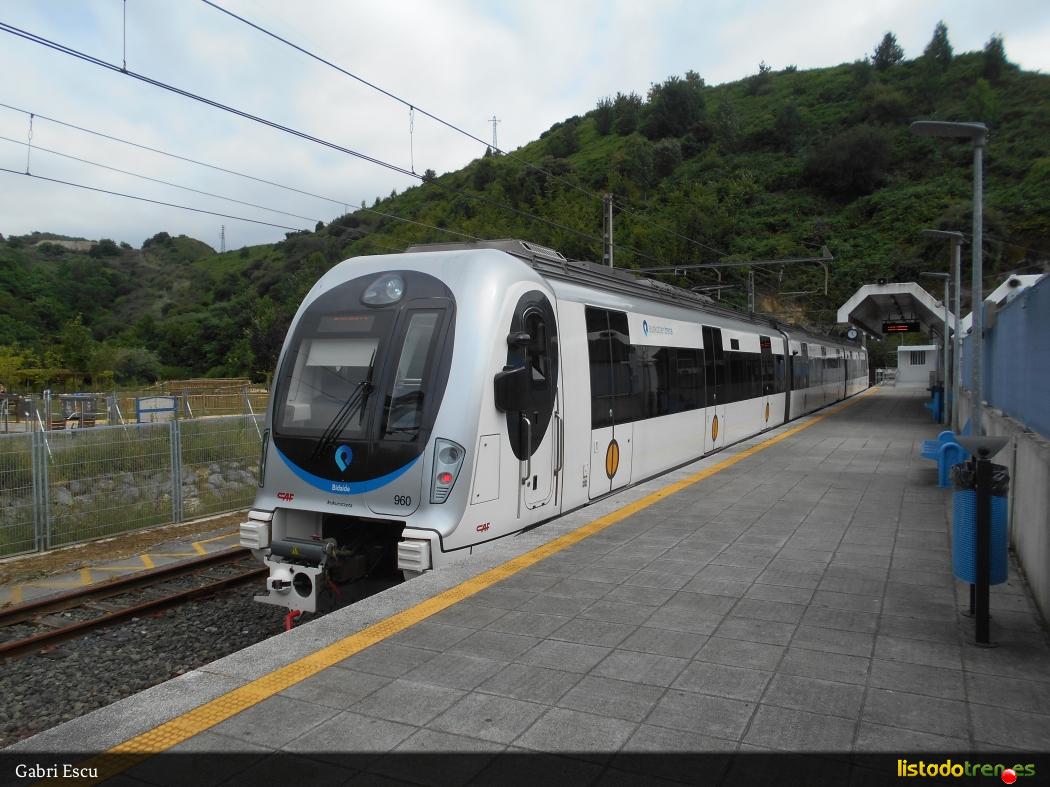 La EMU-960 en Lutxana