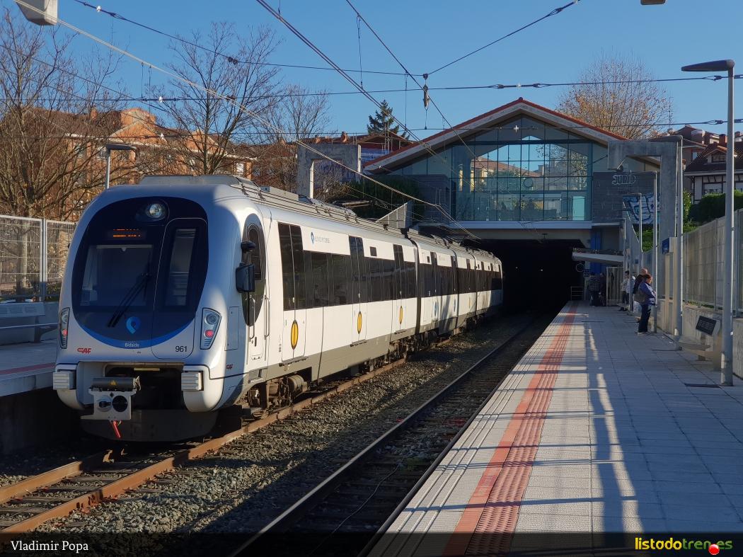 EMU961