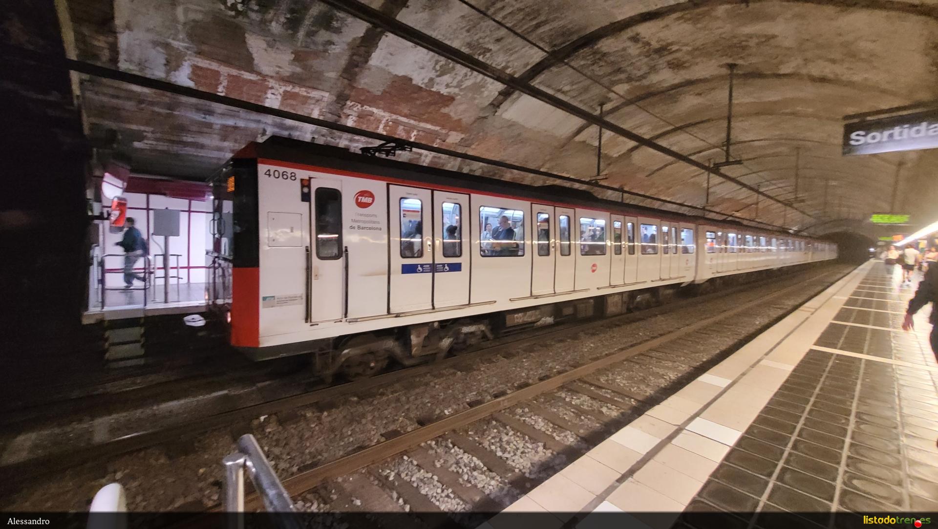 TMB 4065 ESTACIONADO