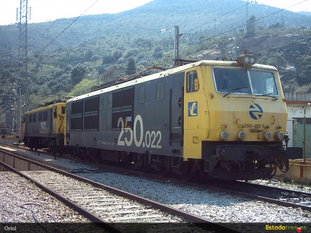 250-022 (Portbou, 2004)
