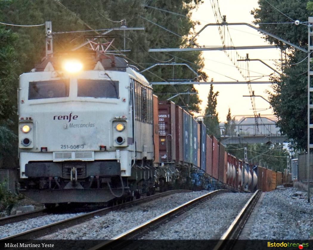 251-006 por Sant Feliu de Llobregat