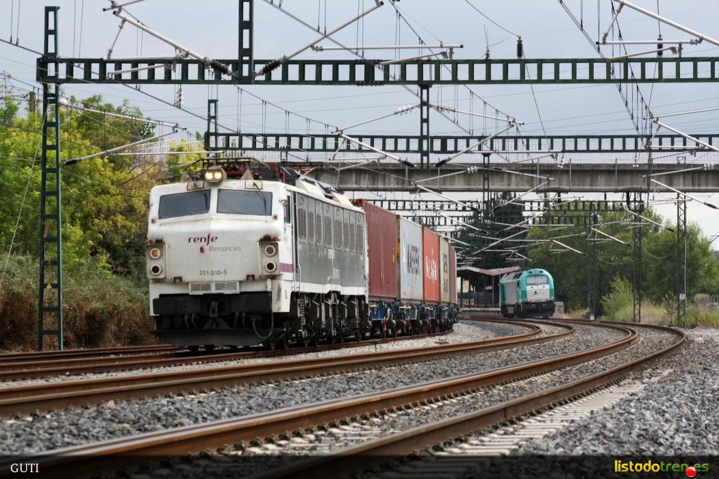 251-010 (Rubí, 2020)