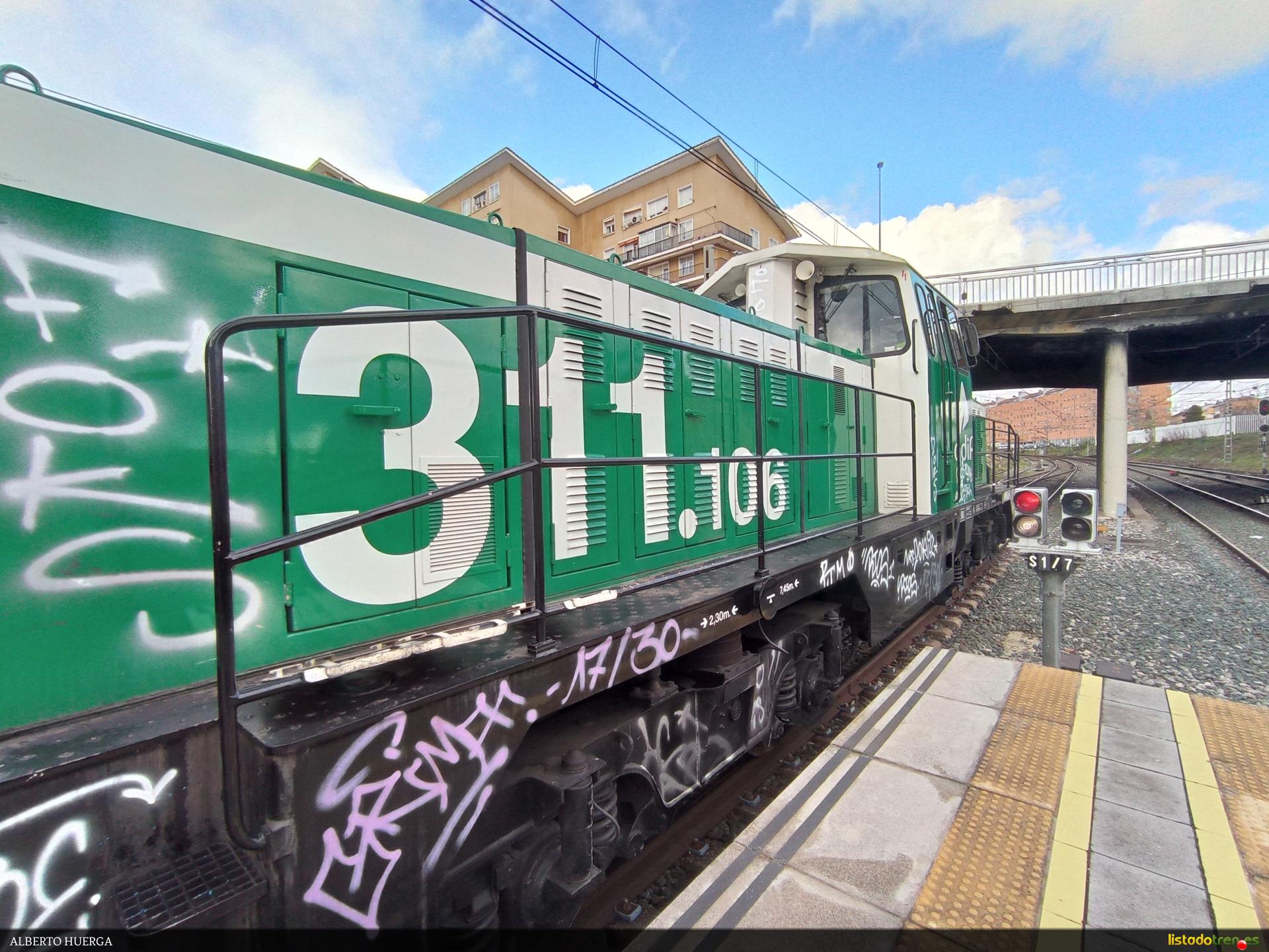 311 106 maniobrando en Pamplona