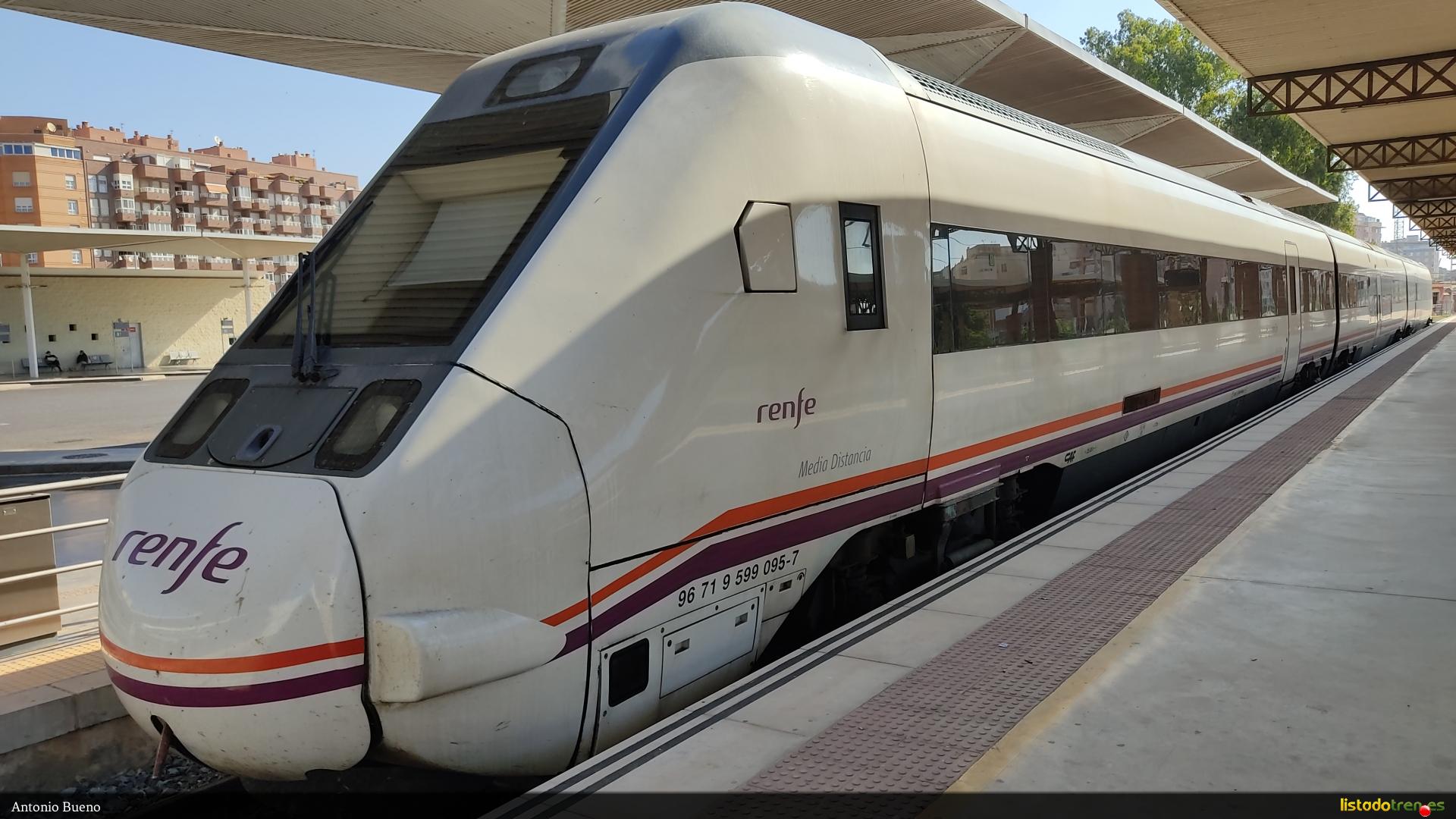 9-599-095-7 (Almería, 2021)