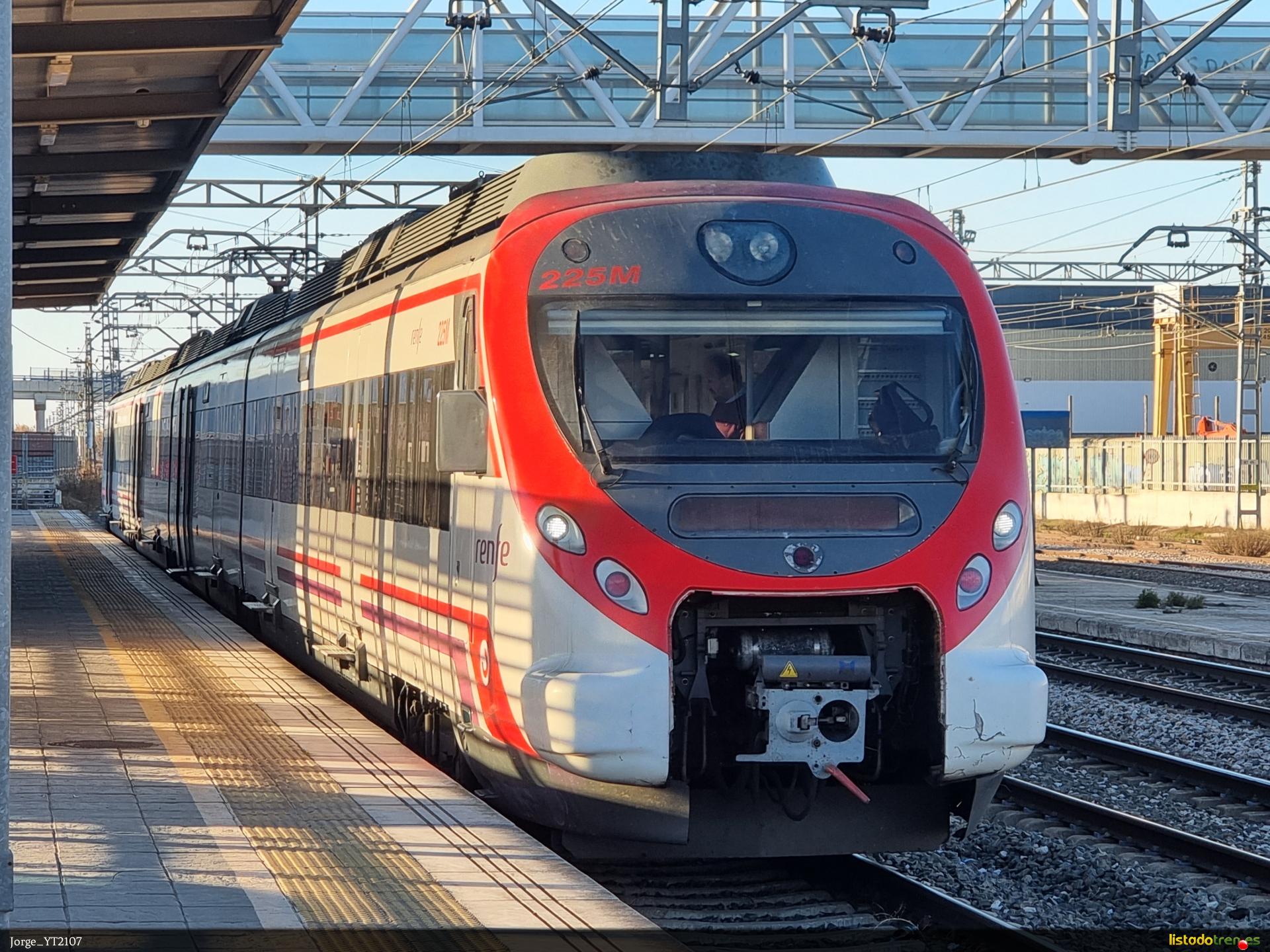 Civia 464.225 en Casetas
