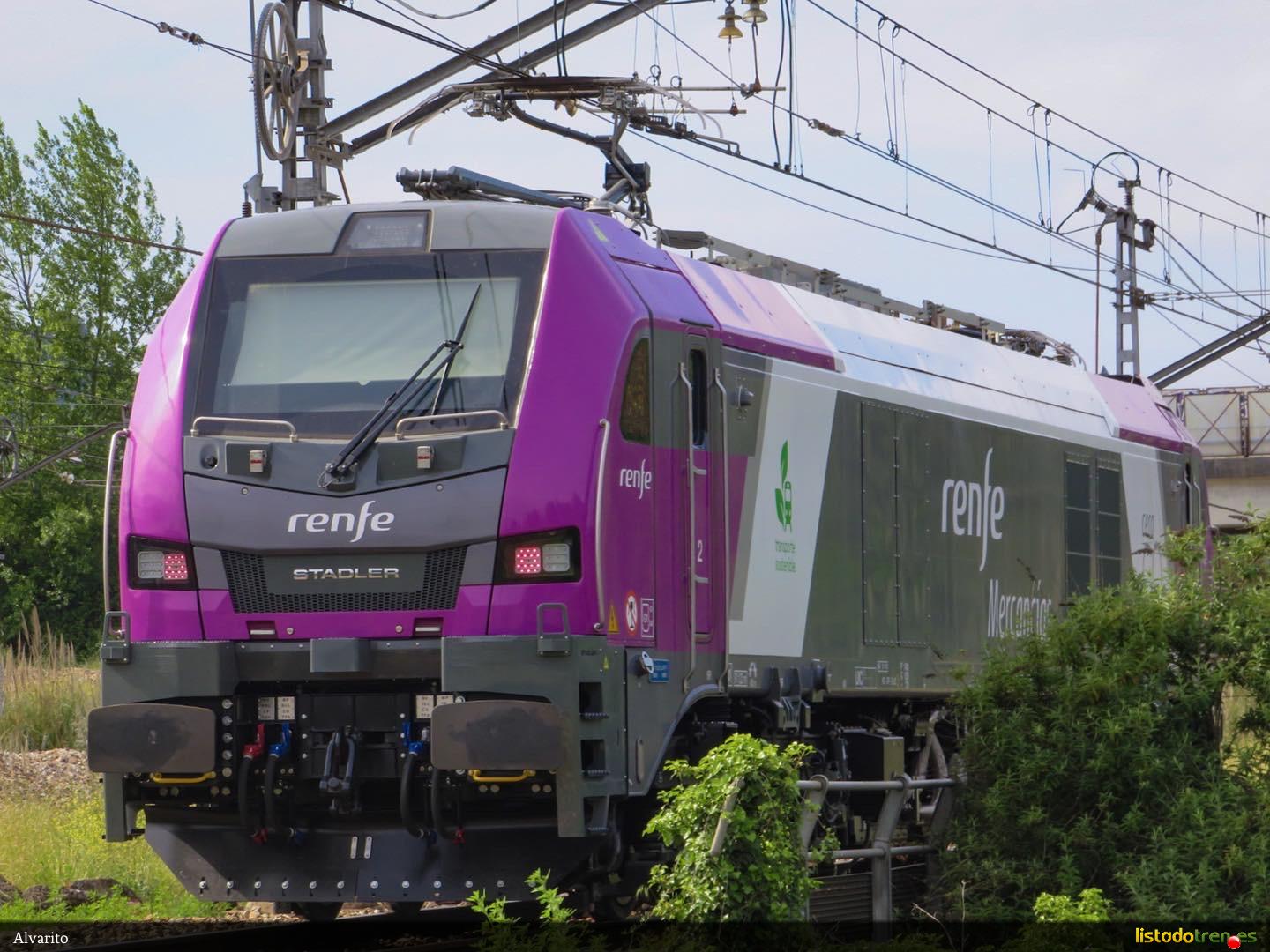 256105 Llanera