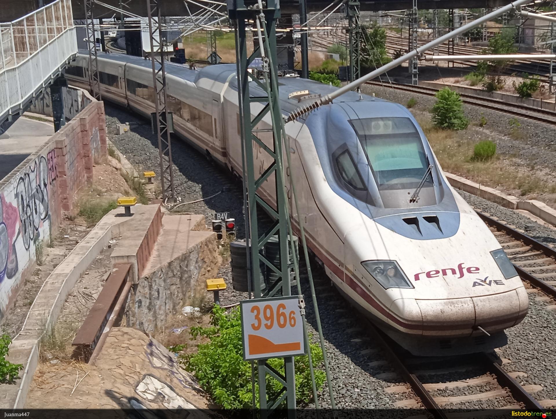 112-015 entrando en València-J.S.