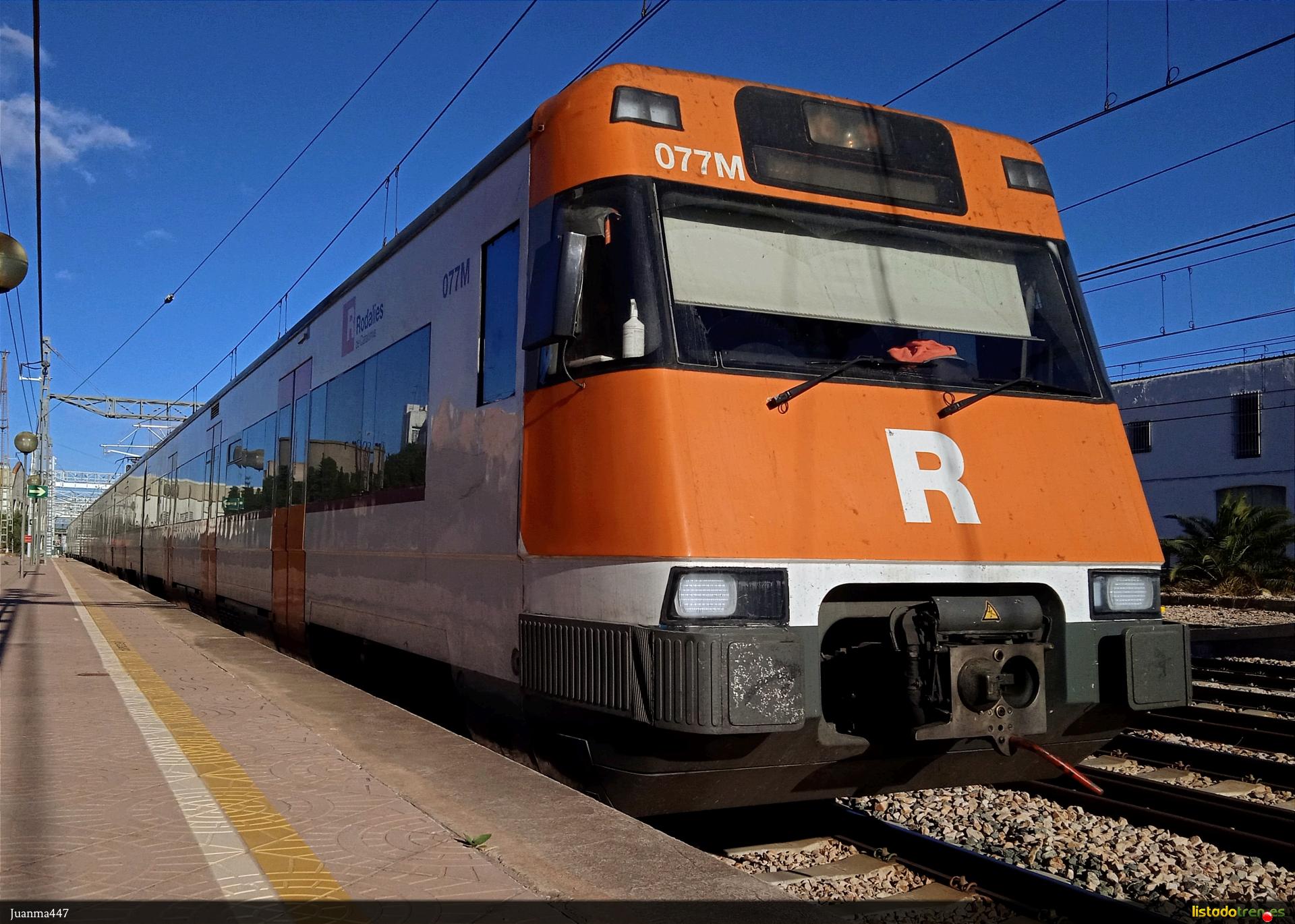 447-039 entrando en Sagunto