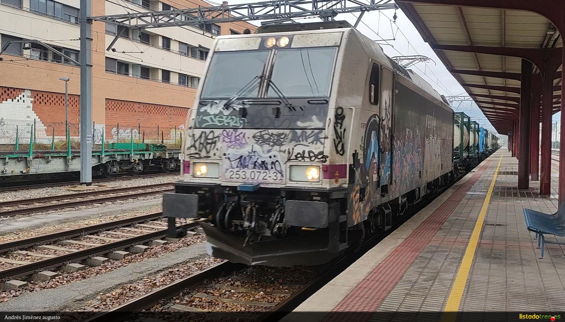 253-072 con teco en Ponferrada