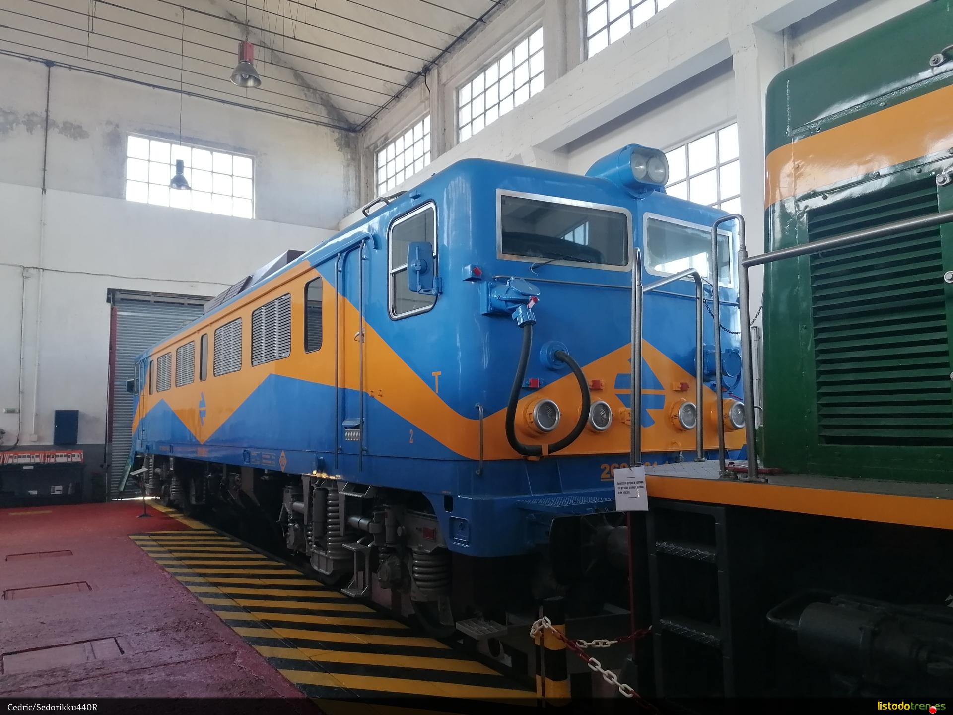 Locomotora 269-601-1