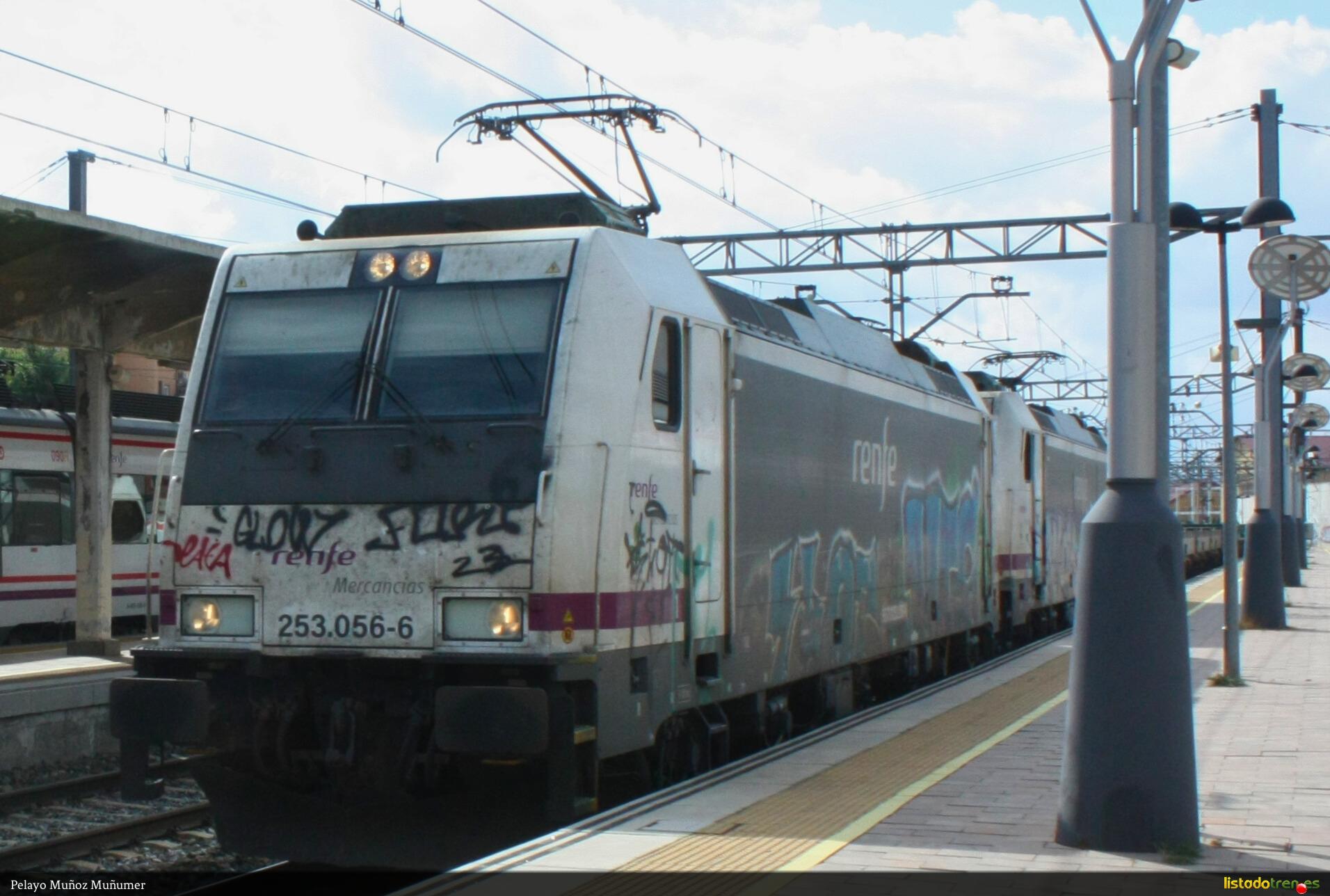 Tren 253-056