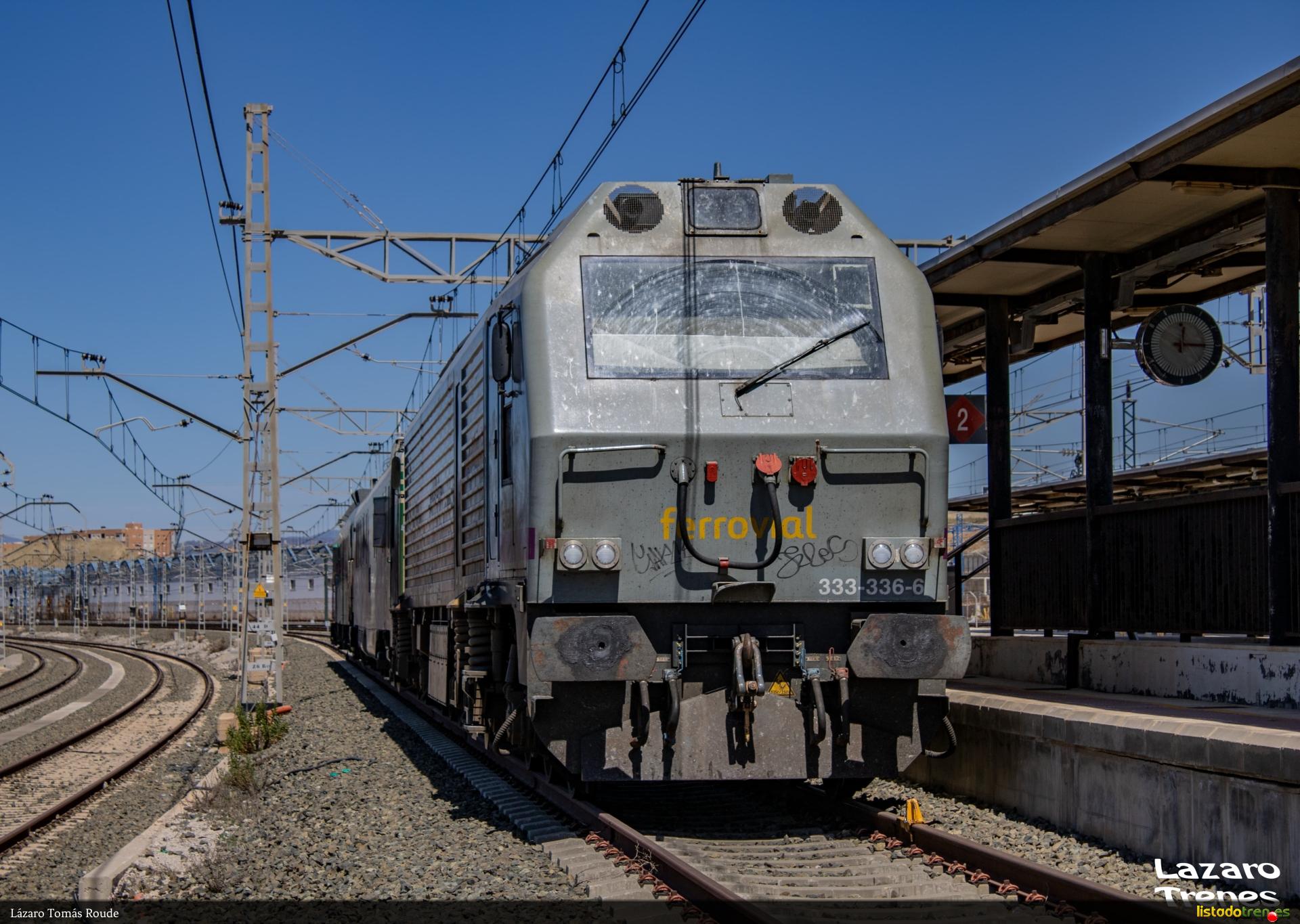 Locomotora 333.336.6 LCR con Auscultador