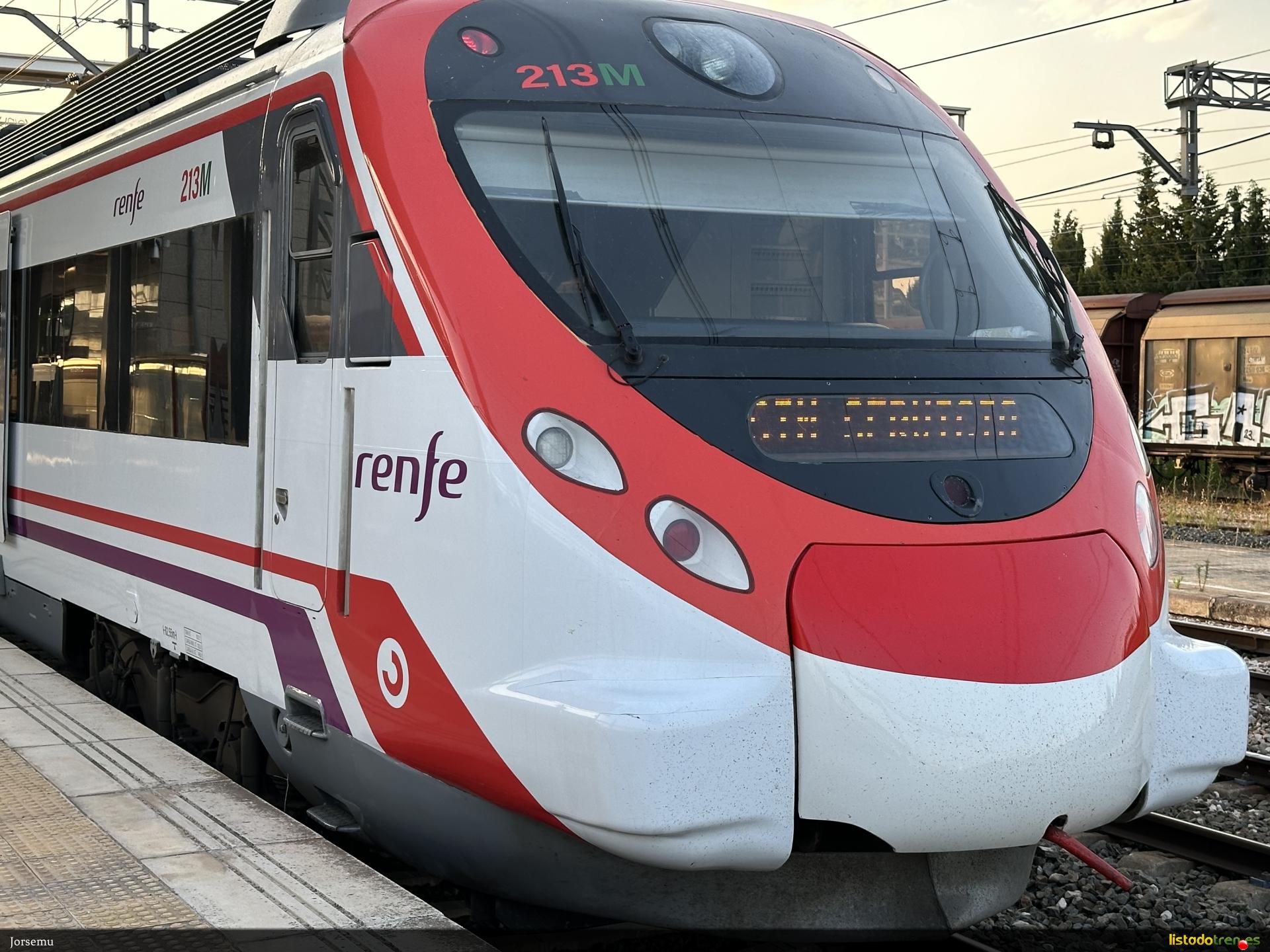 463.213 en la estación de Casetas