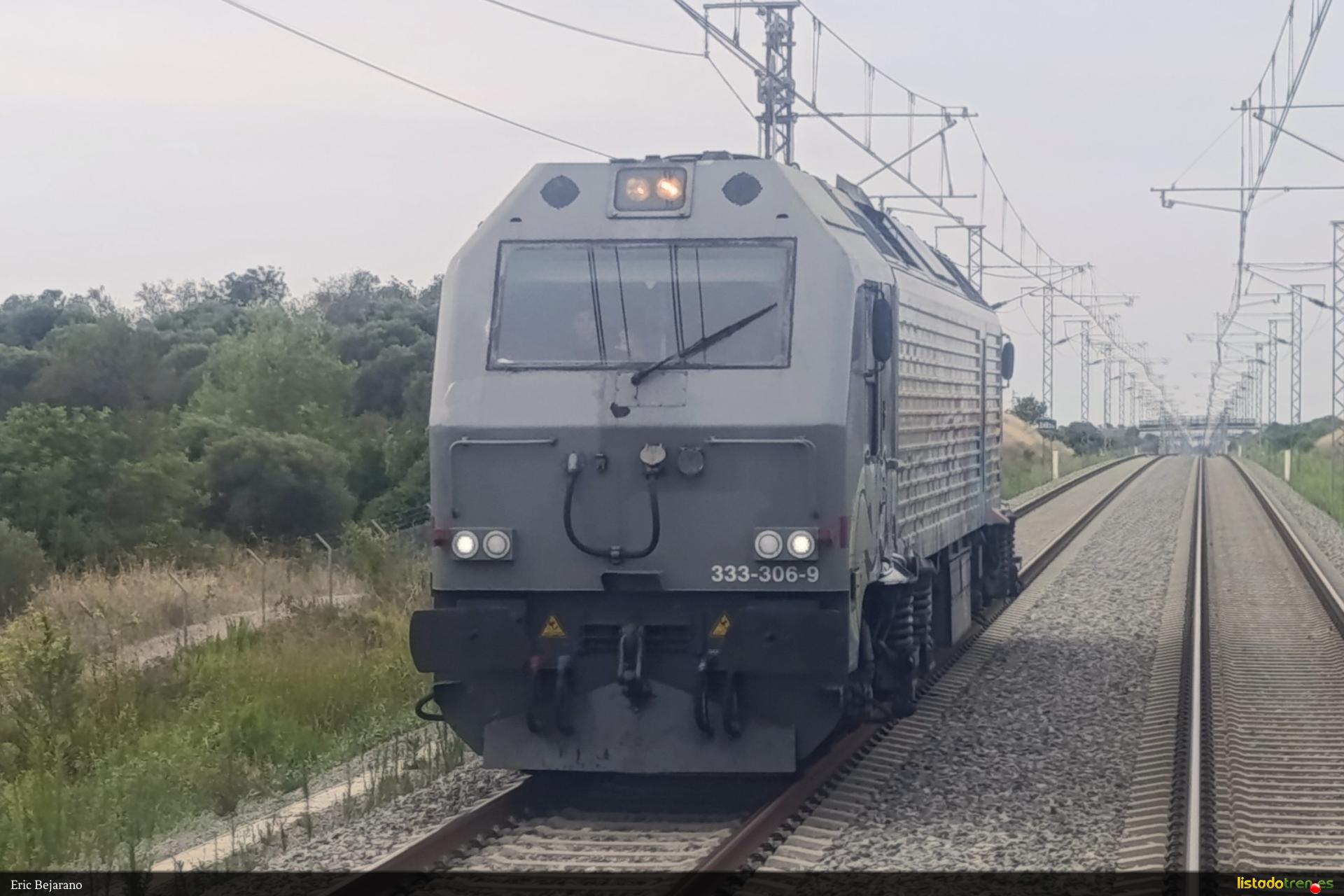 333.306 entrando en Bif. Vilaseca