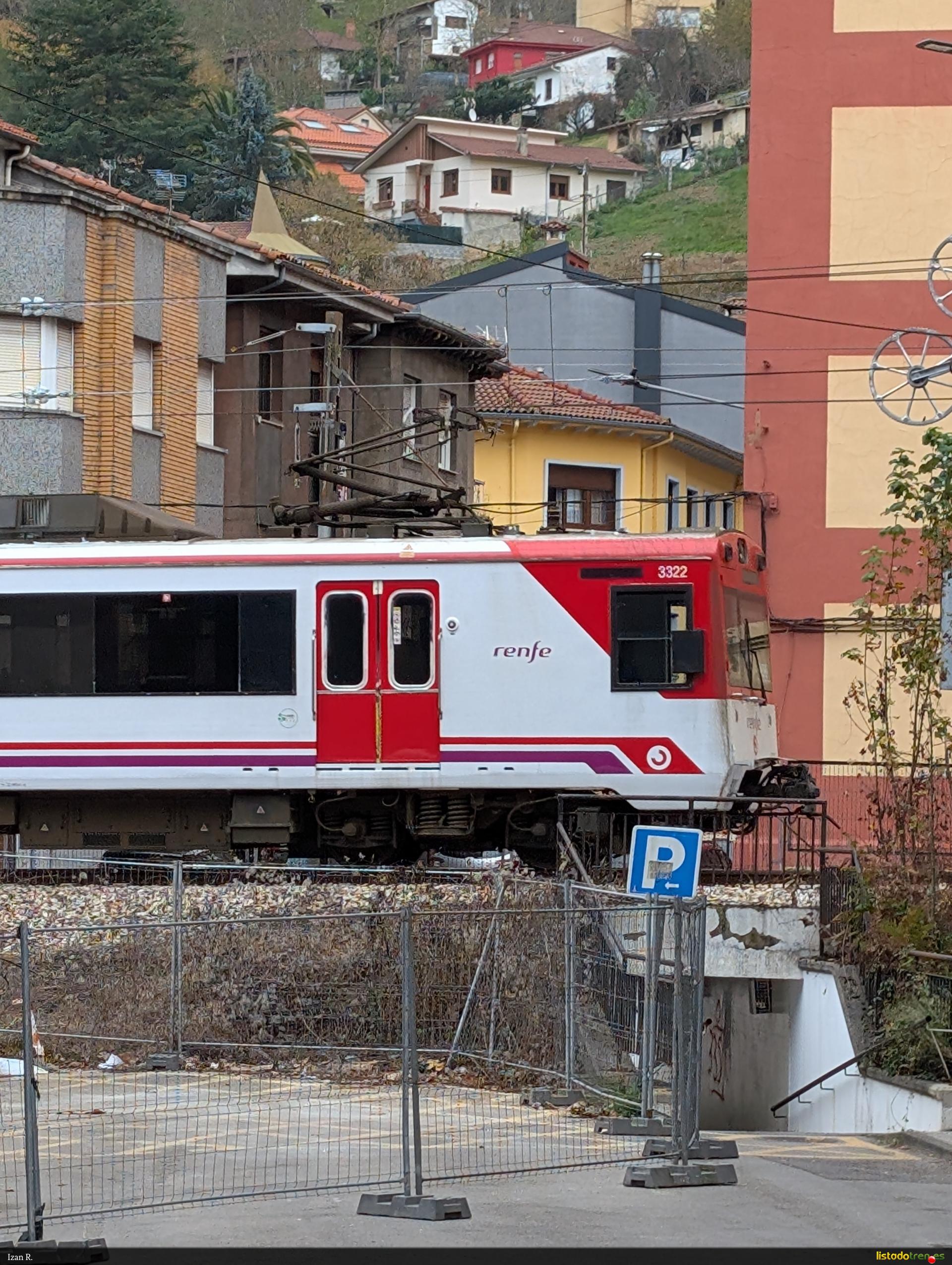 UT3300 com decoracion Renfe Cercanias