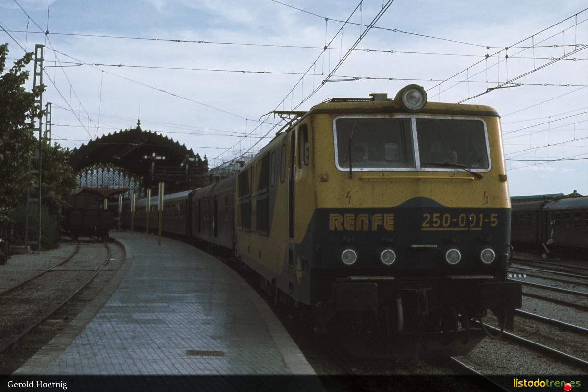 250 001 en Sevilla PA, octubre 1982