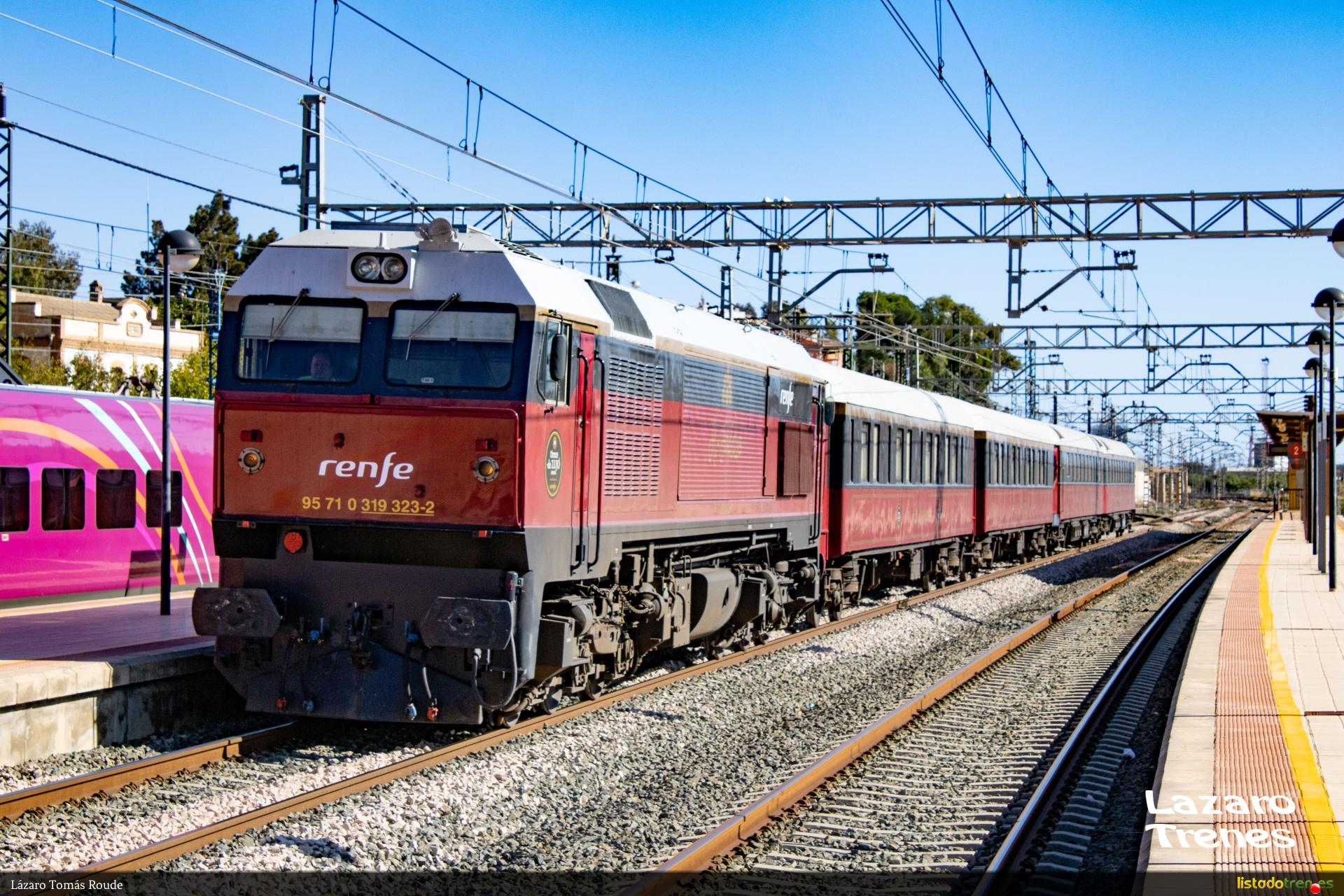 Locomotora 319 con el Tren Al Andalus