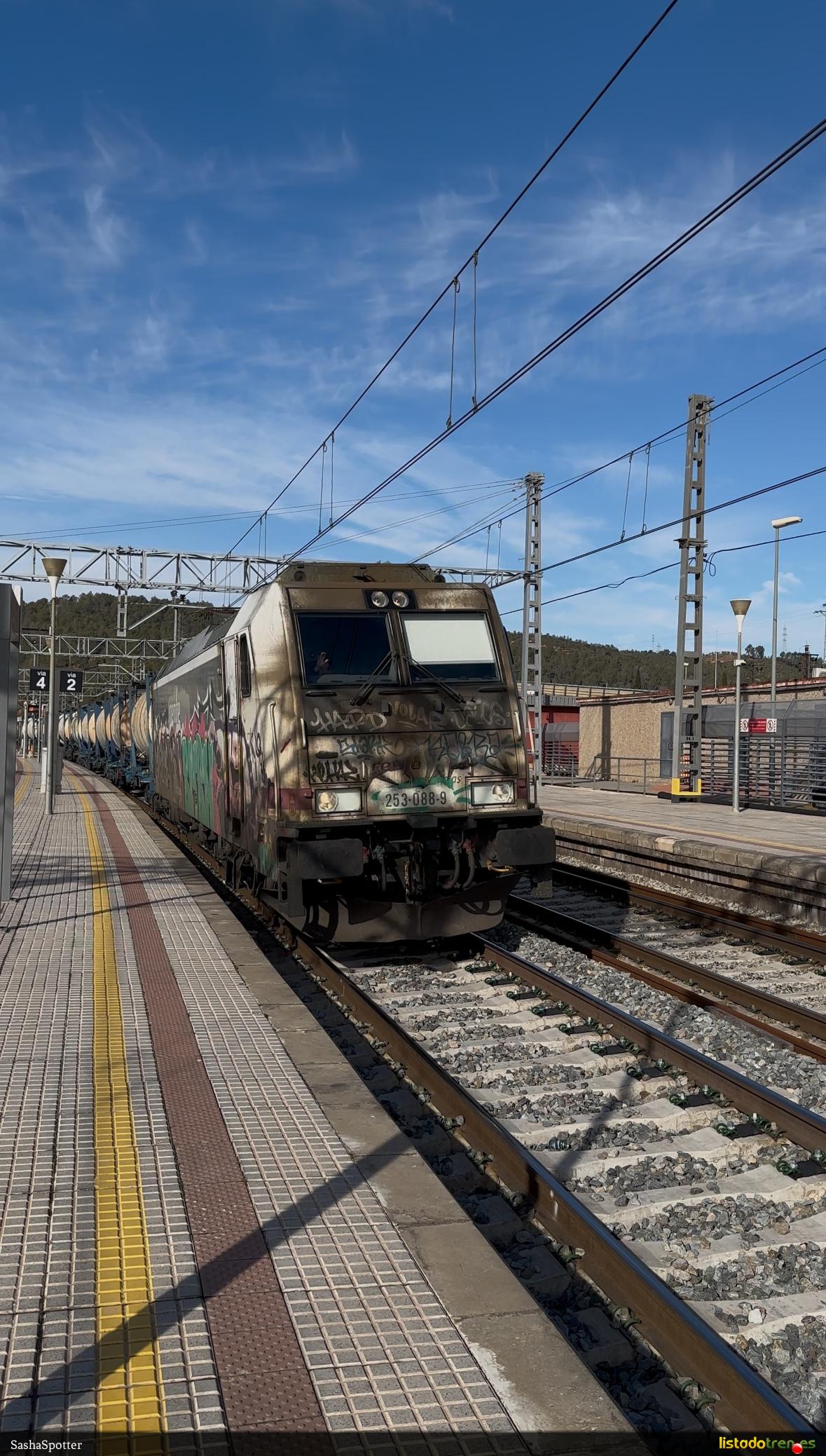 253-088 con el Linares