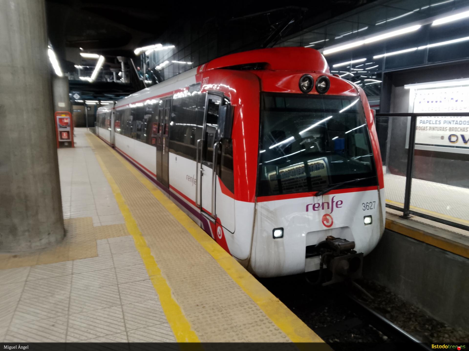 Tren 3627 3628