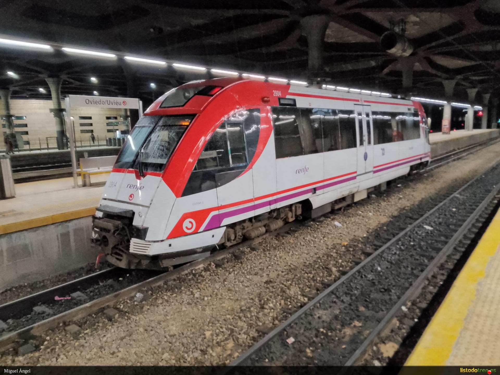 Tren  2904