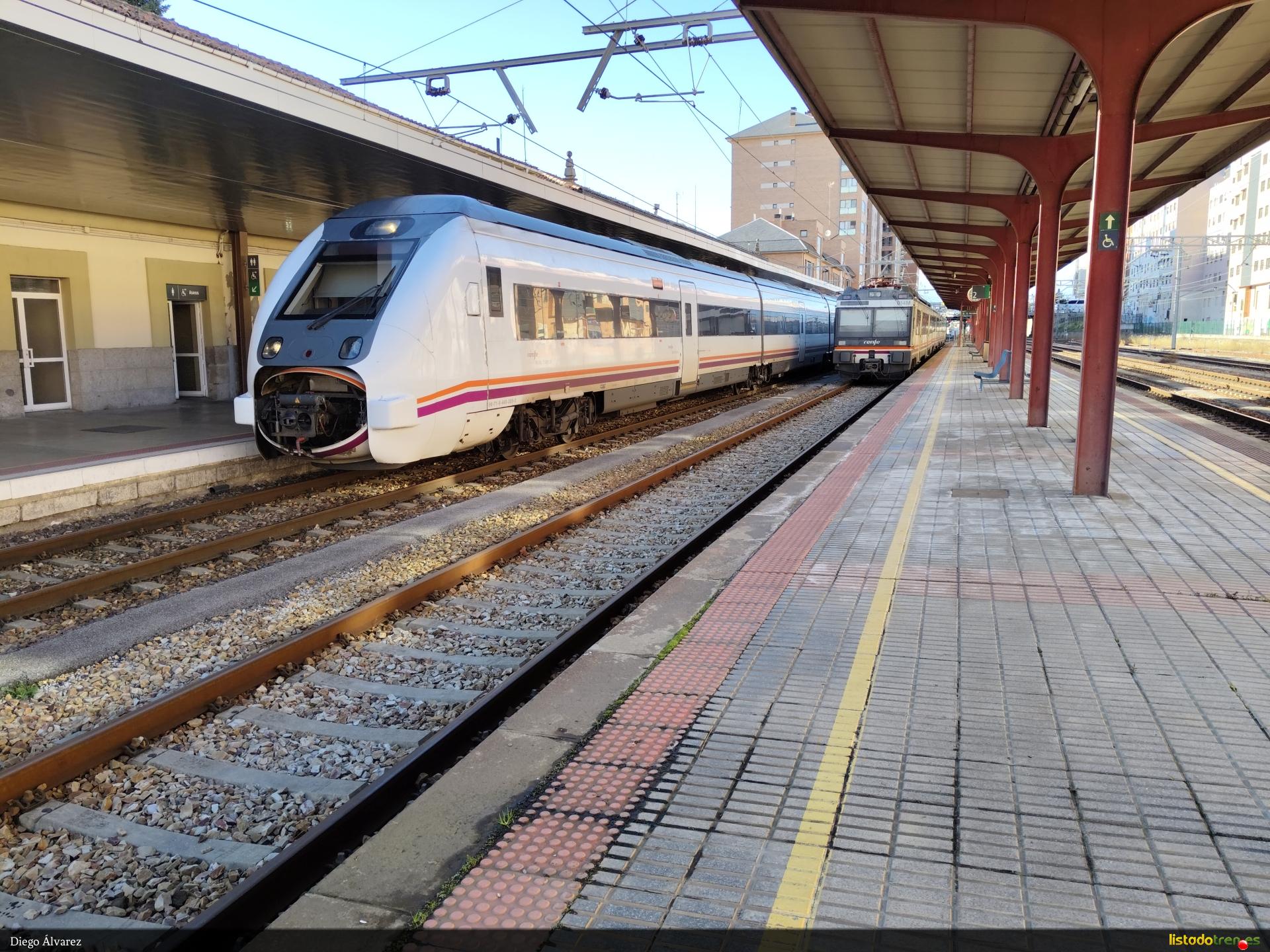449-009 estacionada en Ponferrada