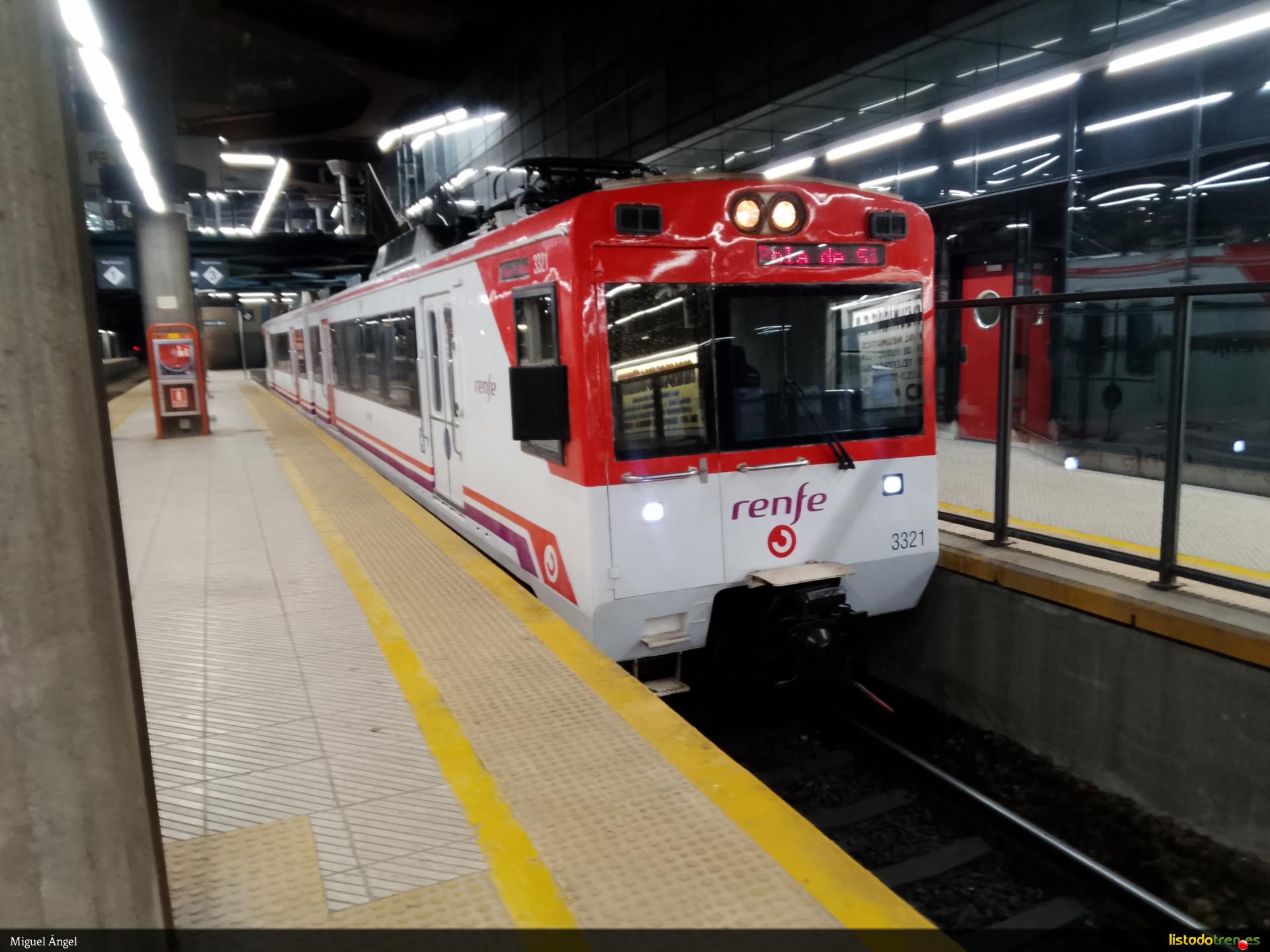 Tren  3321 3322