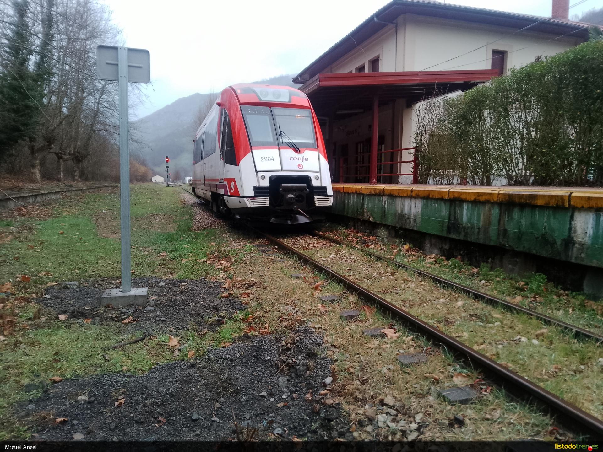 Tren  2904