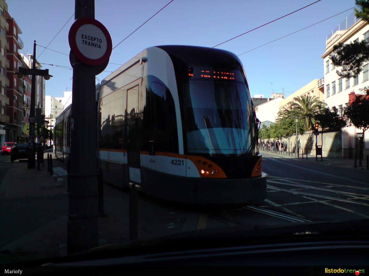 4221 circulando