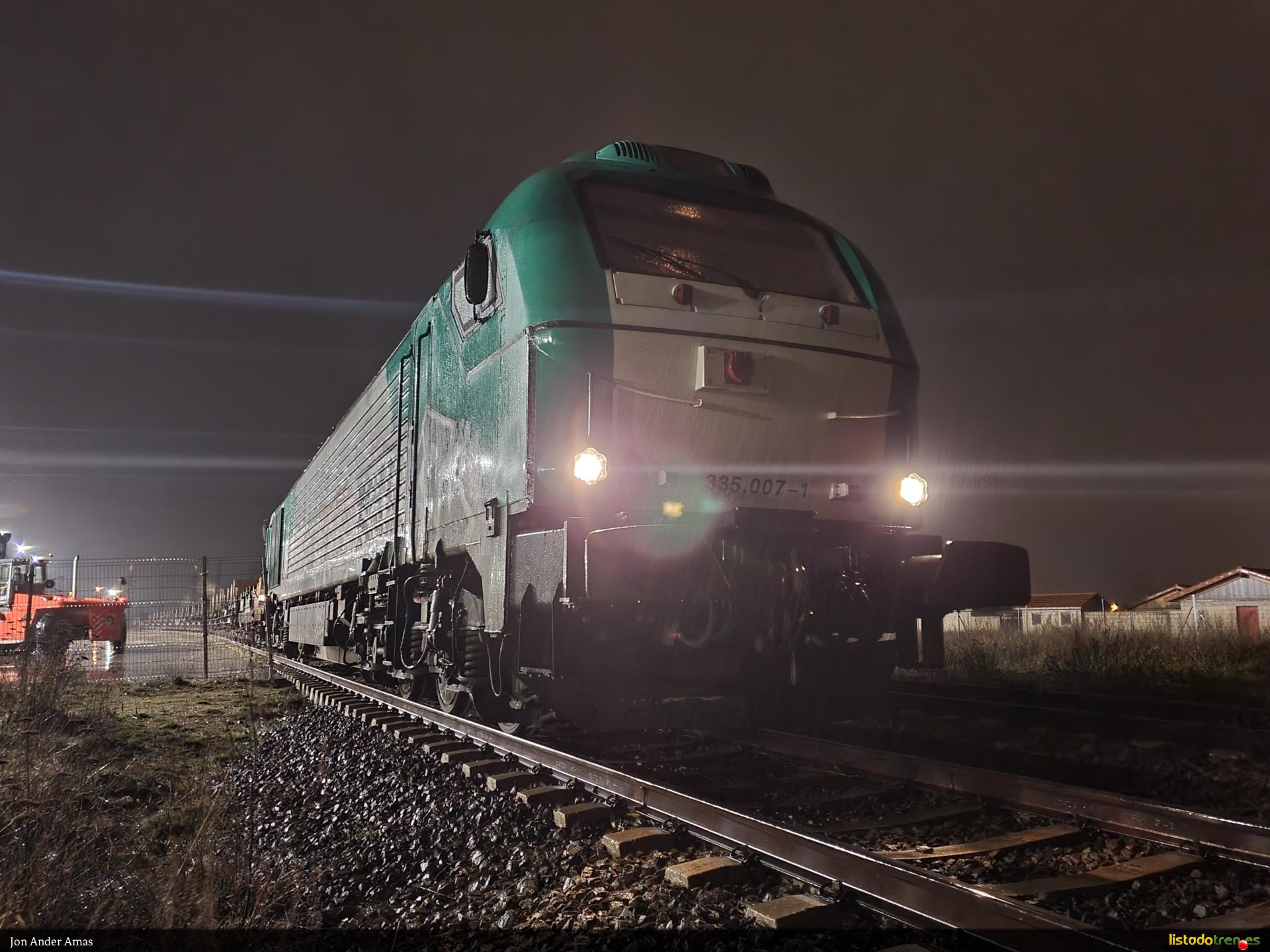 335007 operada por Captrain