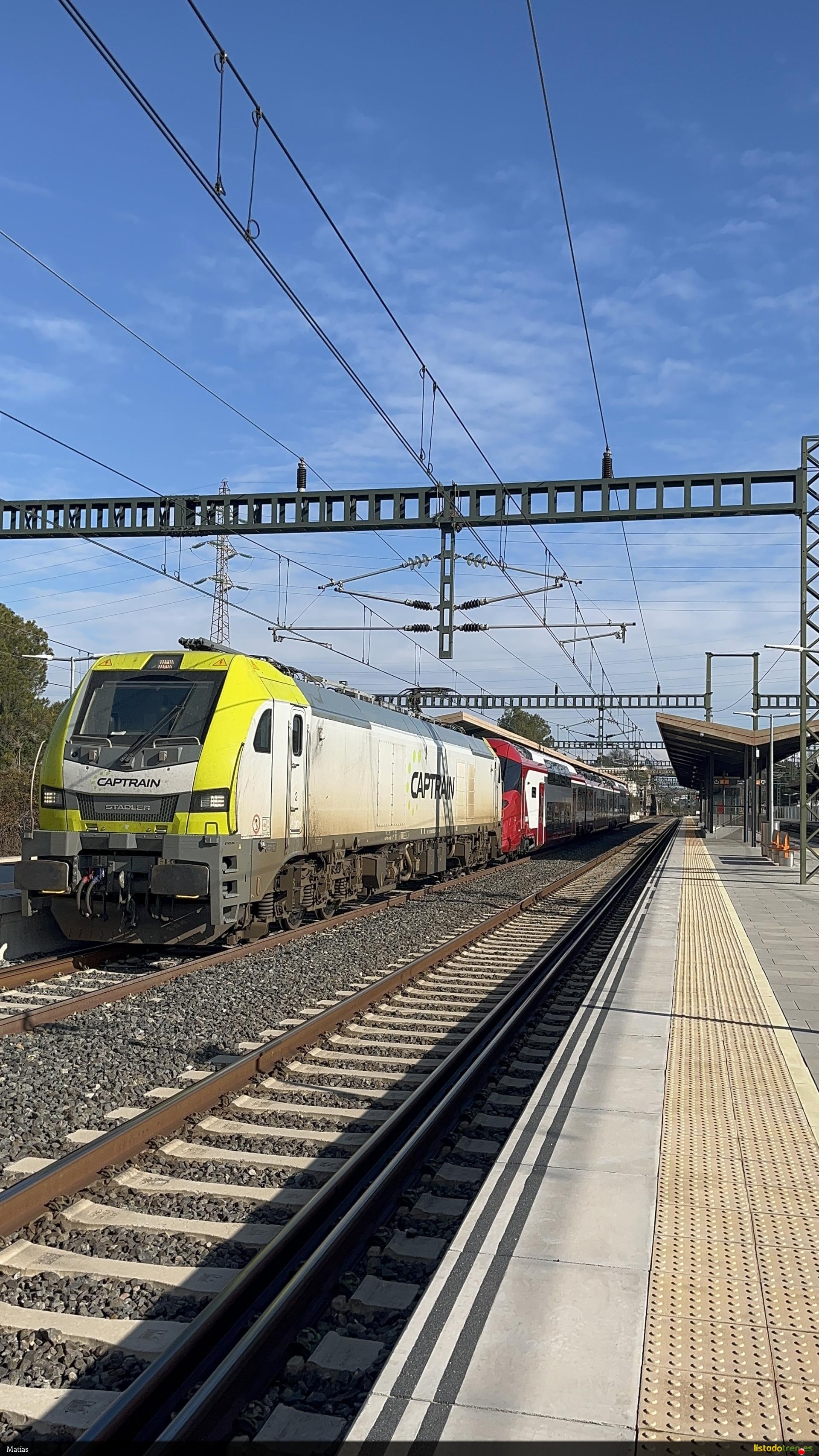 E6003-4 transportando una Coradia