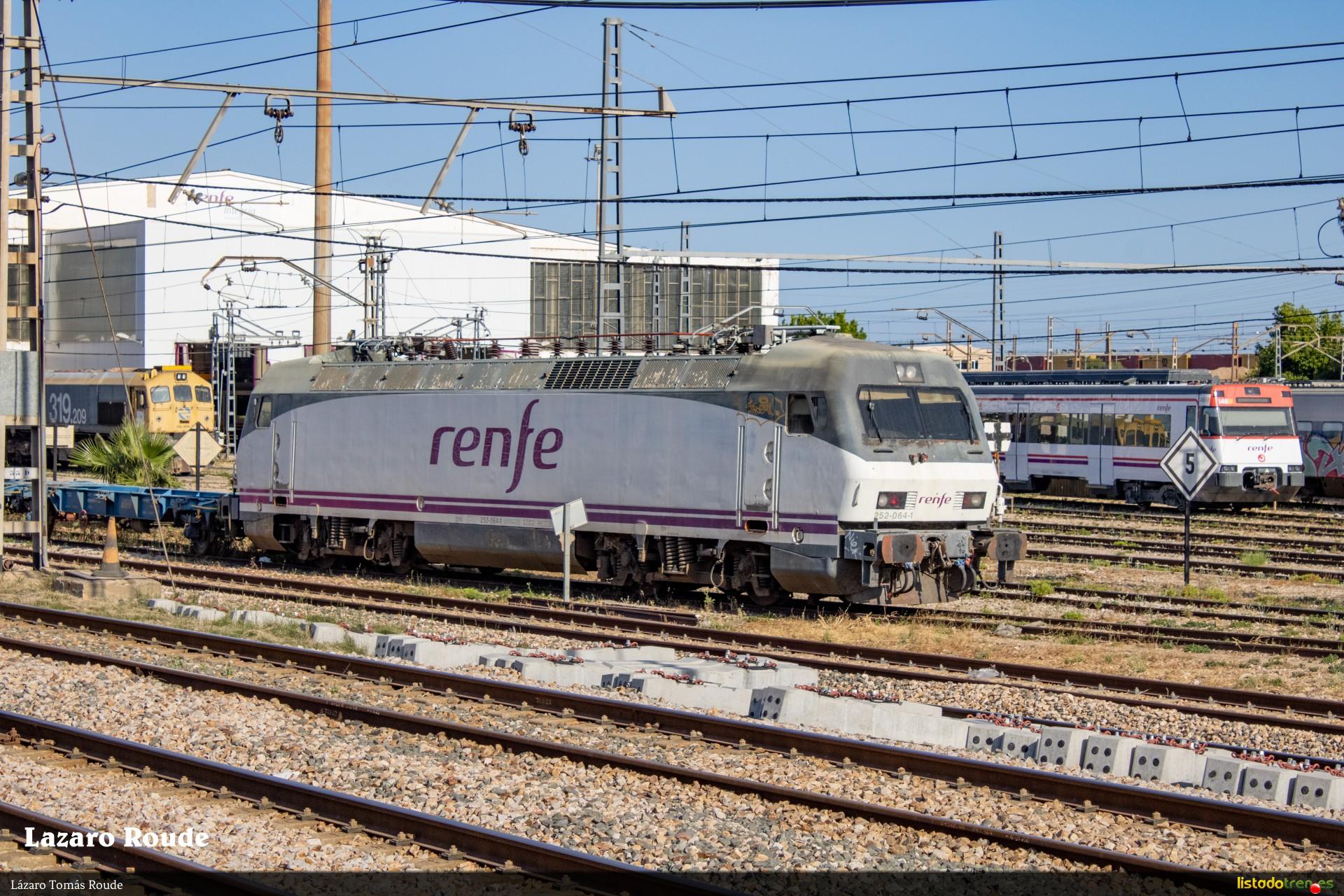 Renfe 252 valencia la font de sant lluis