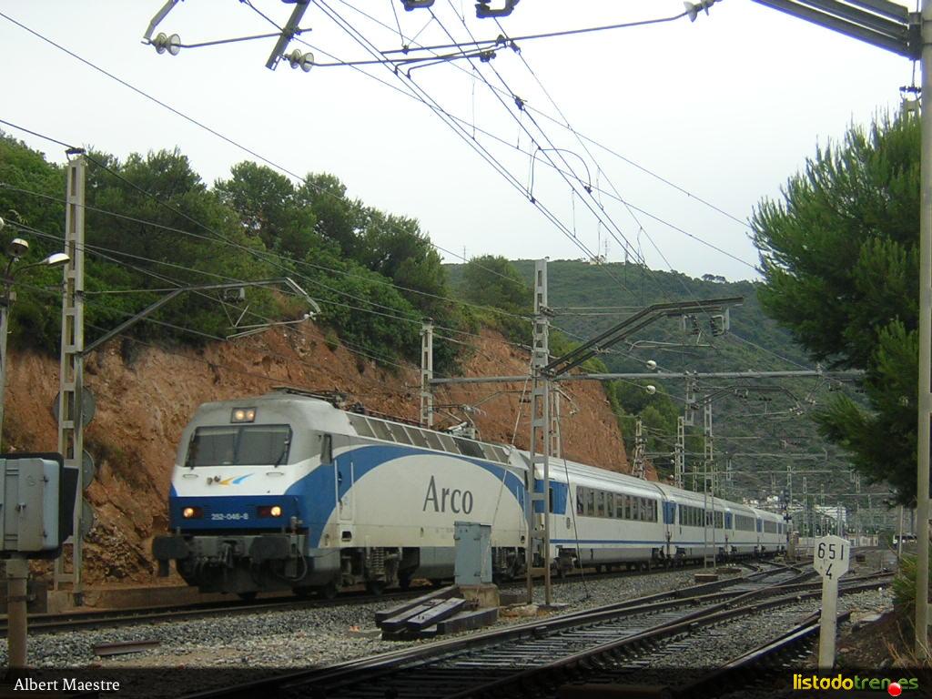 Arco garraf.