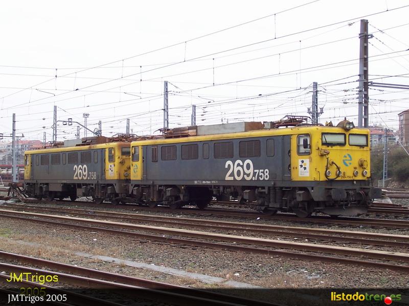 269 758