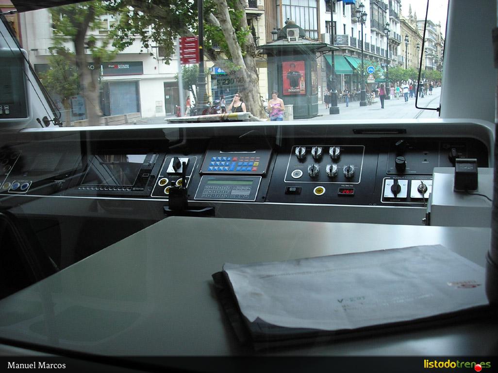 103SE030908Cabina