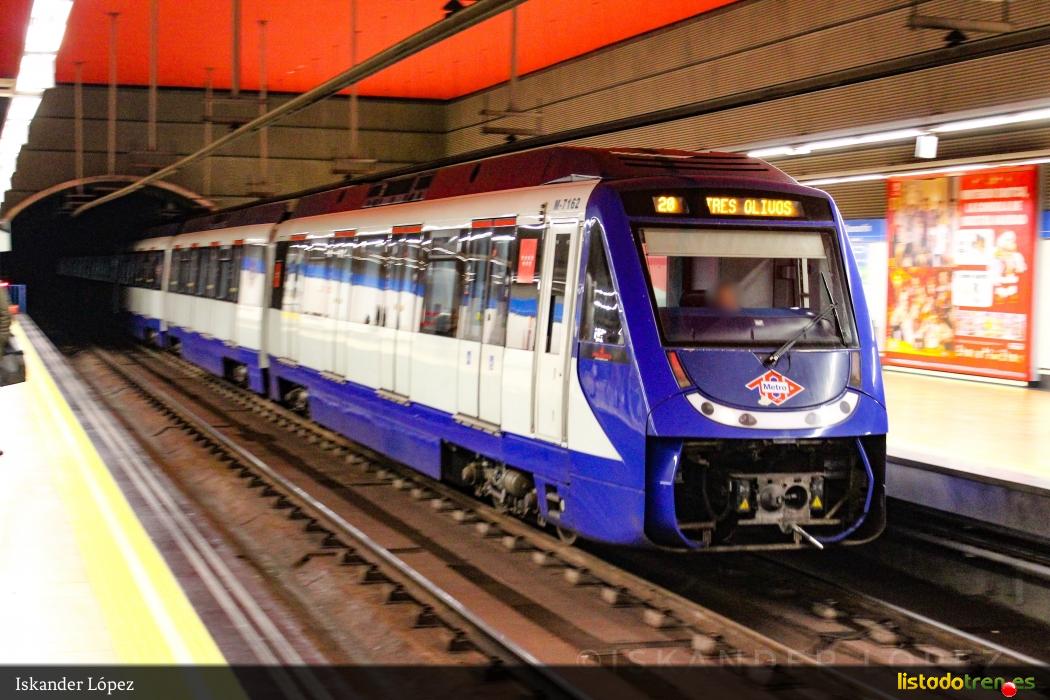 M-7157 entrando en Chamartin