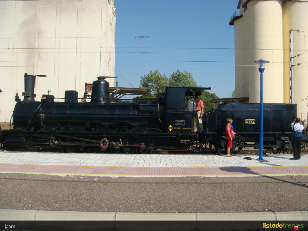 Con el tren del Romanico Palentino