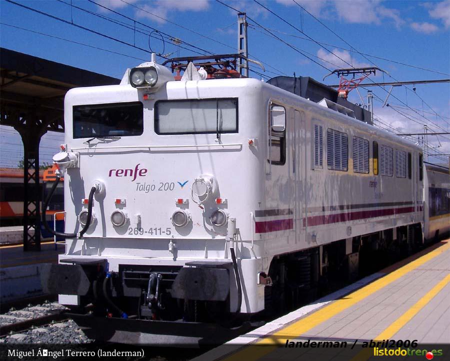 La 269.411 en librea T200 Renfe Operadora