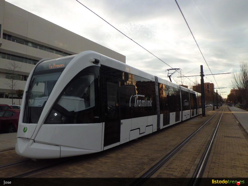 Tranvia Tramlink en pruebas