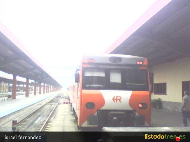 592-239 estacionado en Vigo
