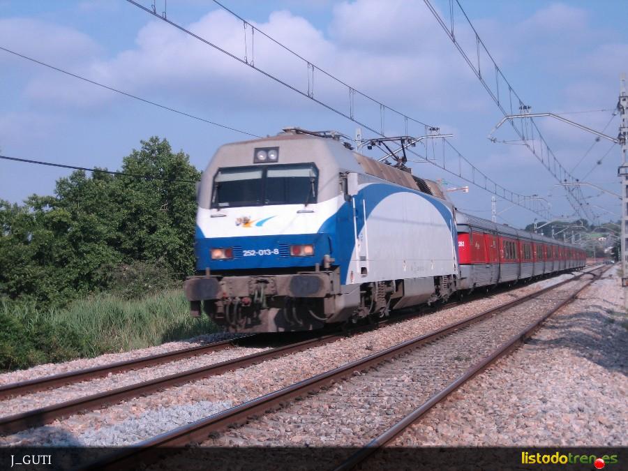 252-013+Talgo III R.D.