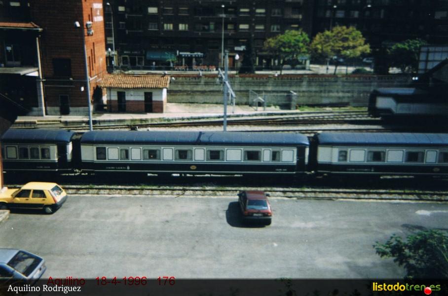 Coche Galicia en Oviedo