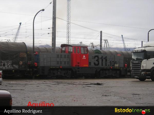 311 en Vigo con logo de Adif