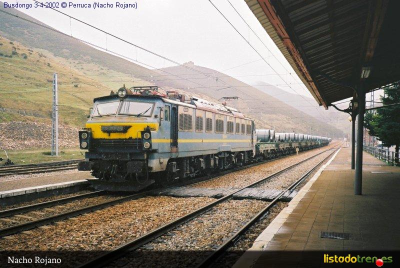 La 251-004 en Busdongo