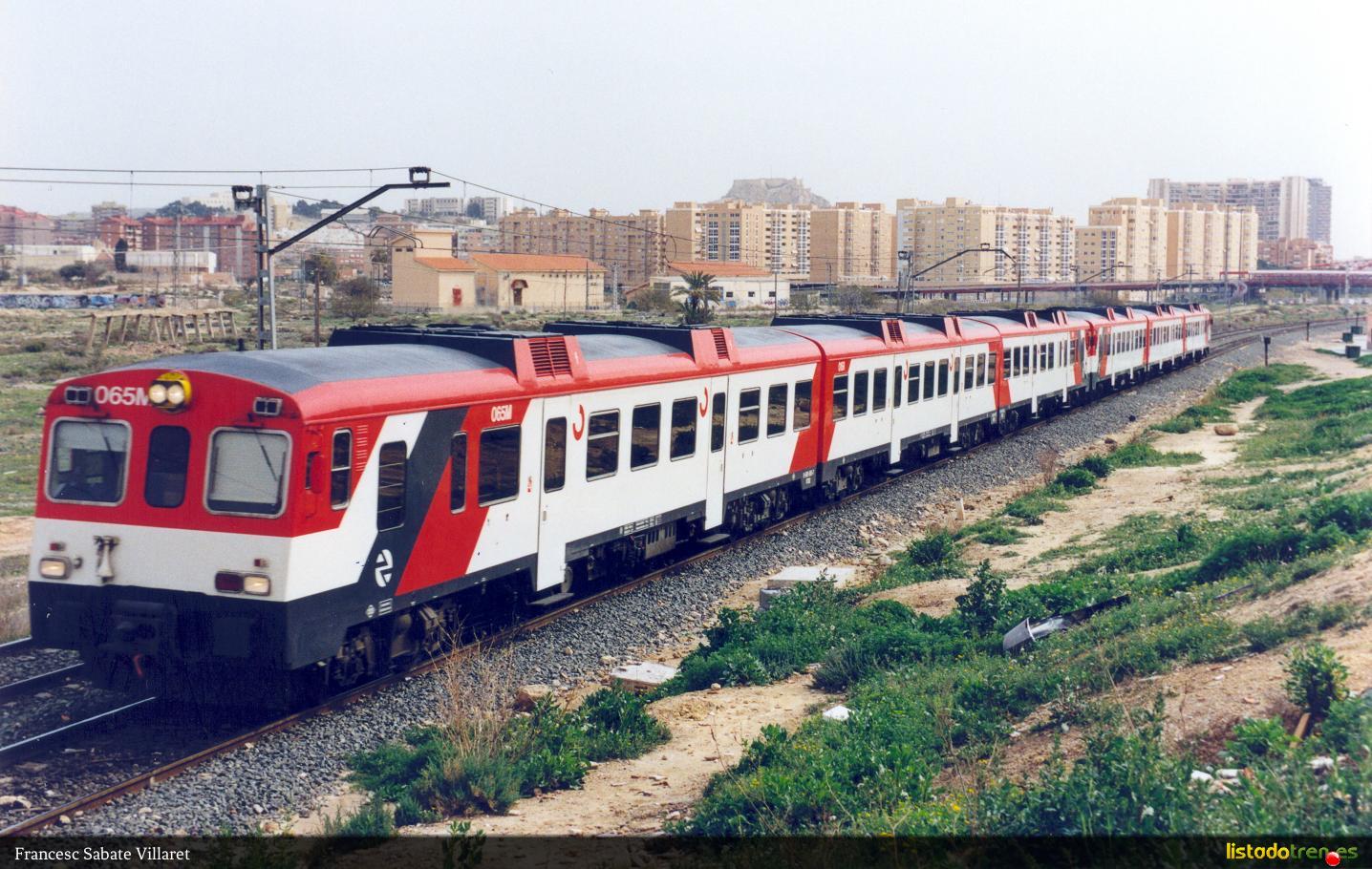 592065